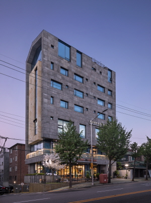 홍은동 스케네브라운 근린생활시설